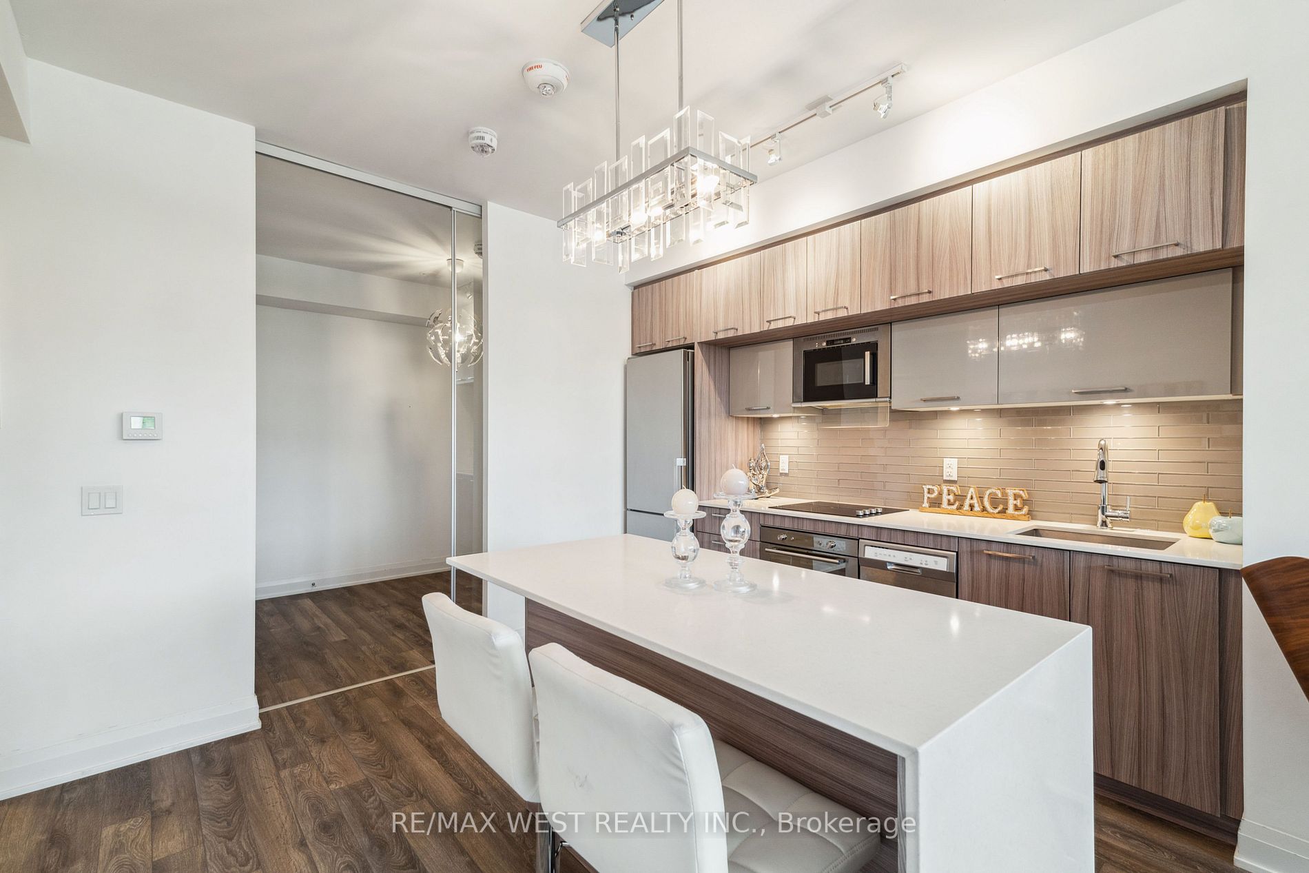4800 Highway 7, #228