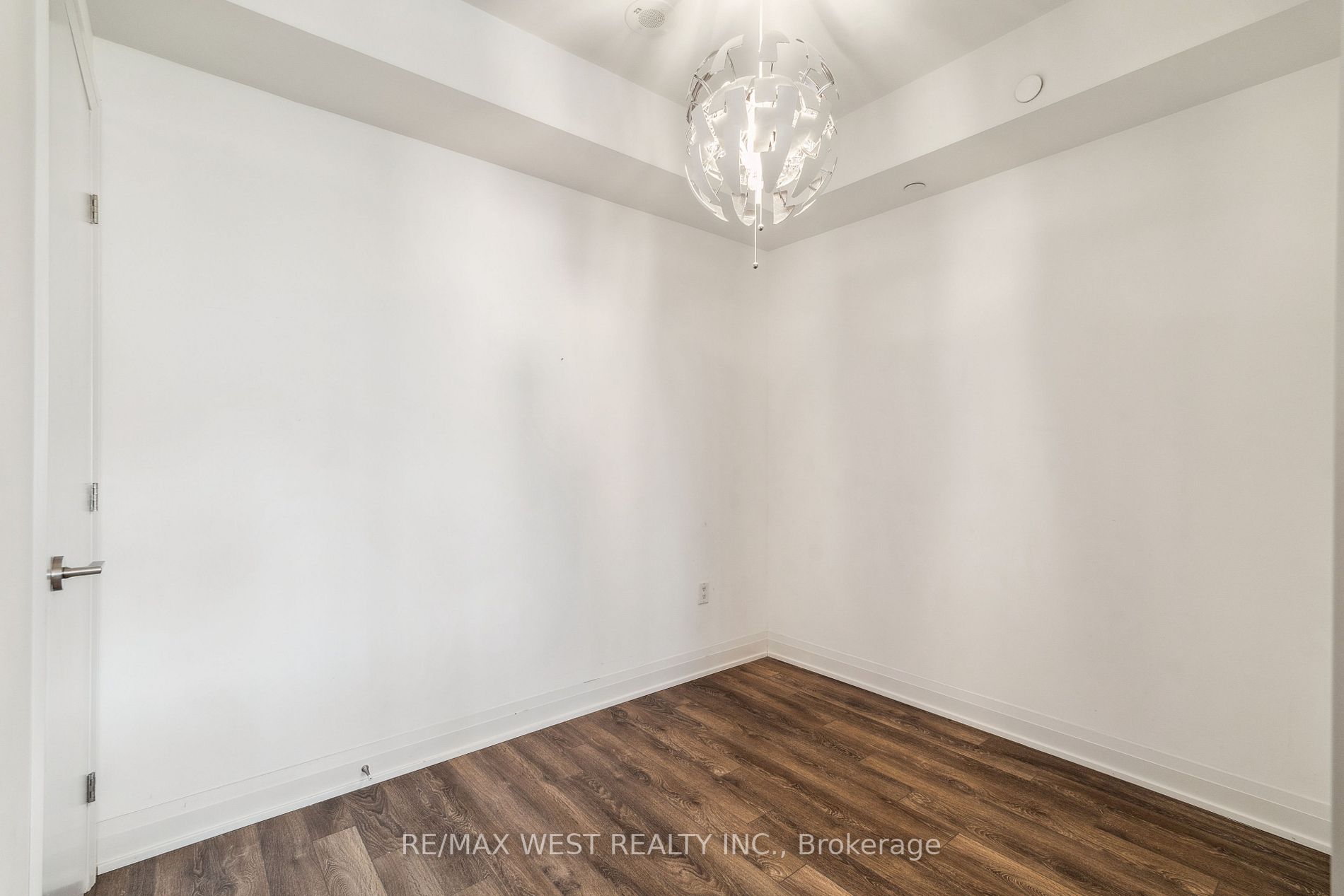 4800 Highway 7, #228