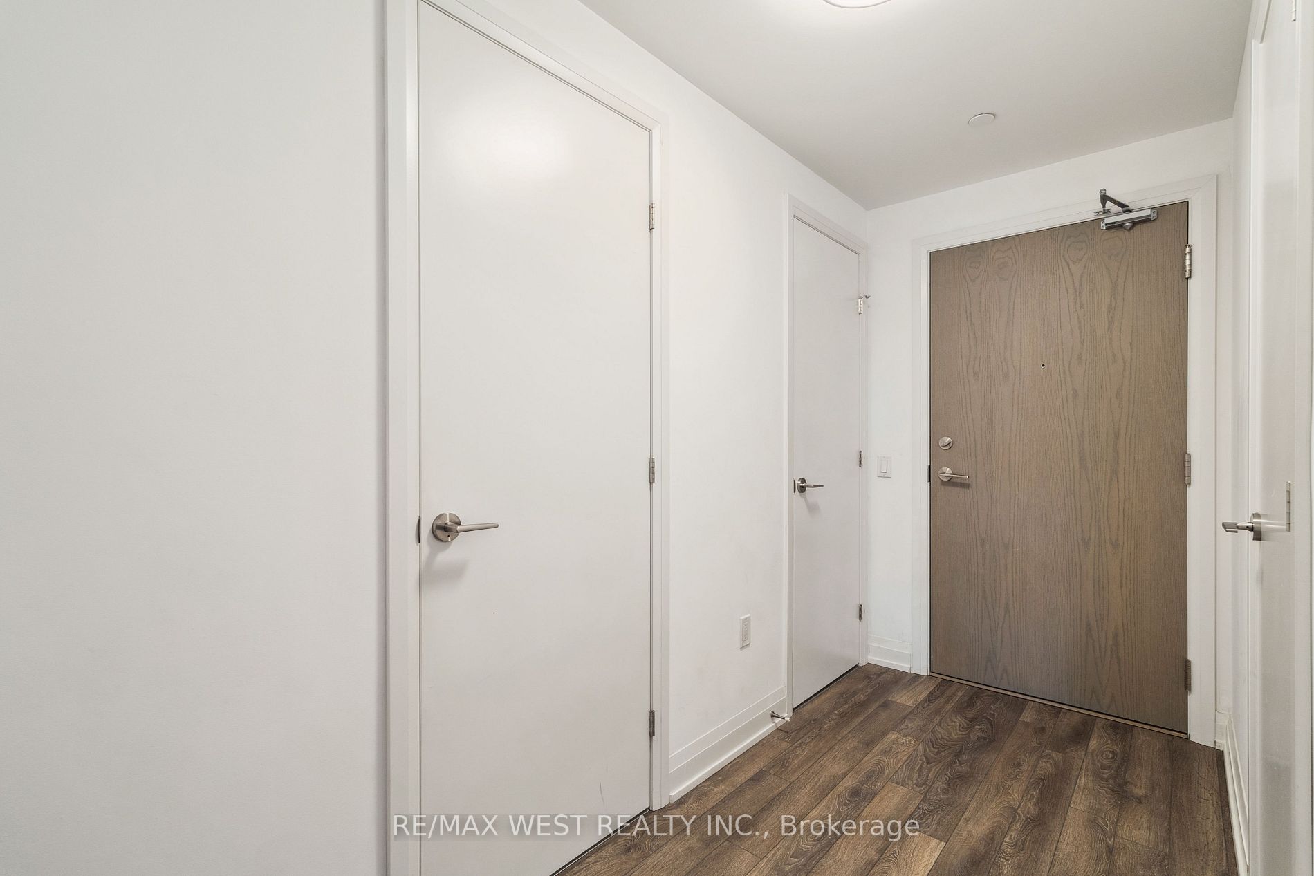 4800 Highway 7, #228