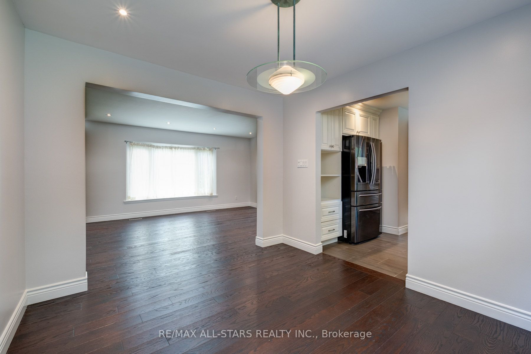 86 Ramona Blvd
