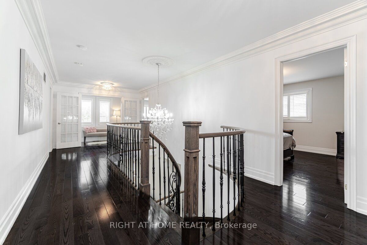 110 Green Manor Crescent