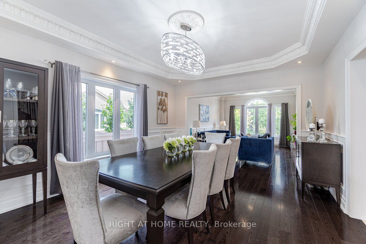 110 Green Manor Crescent