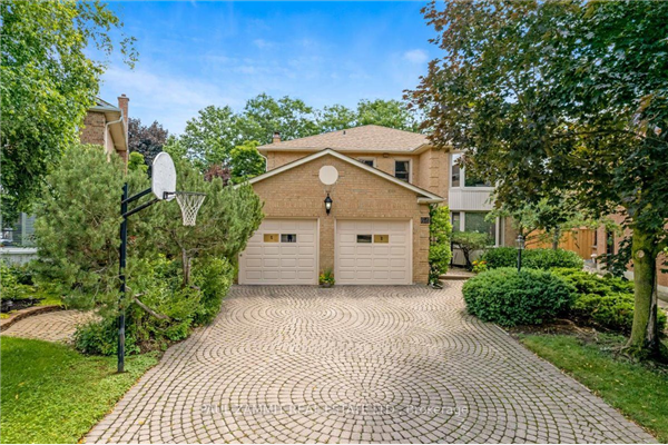 64 Brookshire Circ, Markham