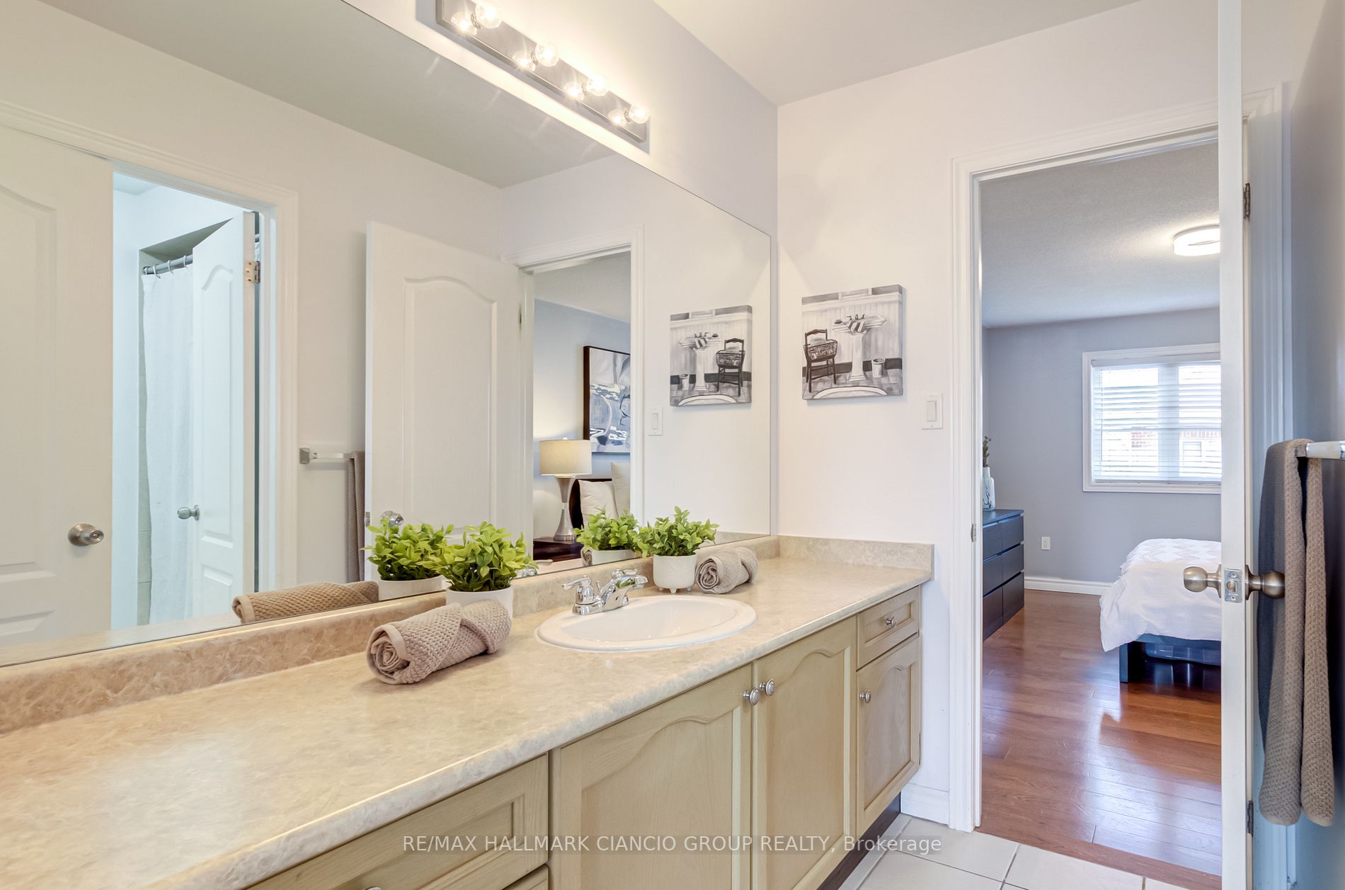 50 Bartsview Circ
