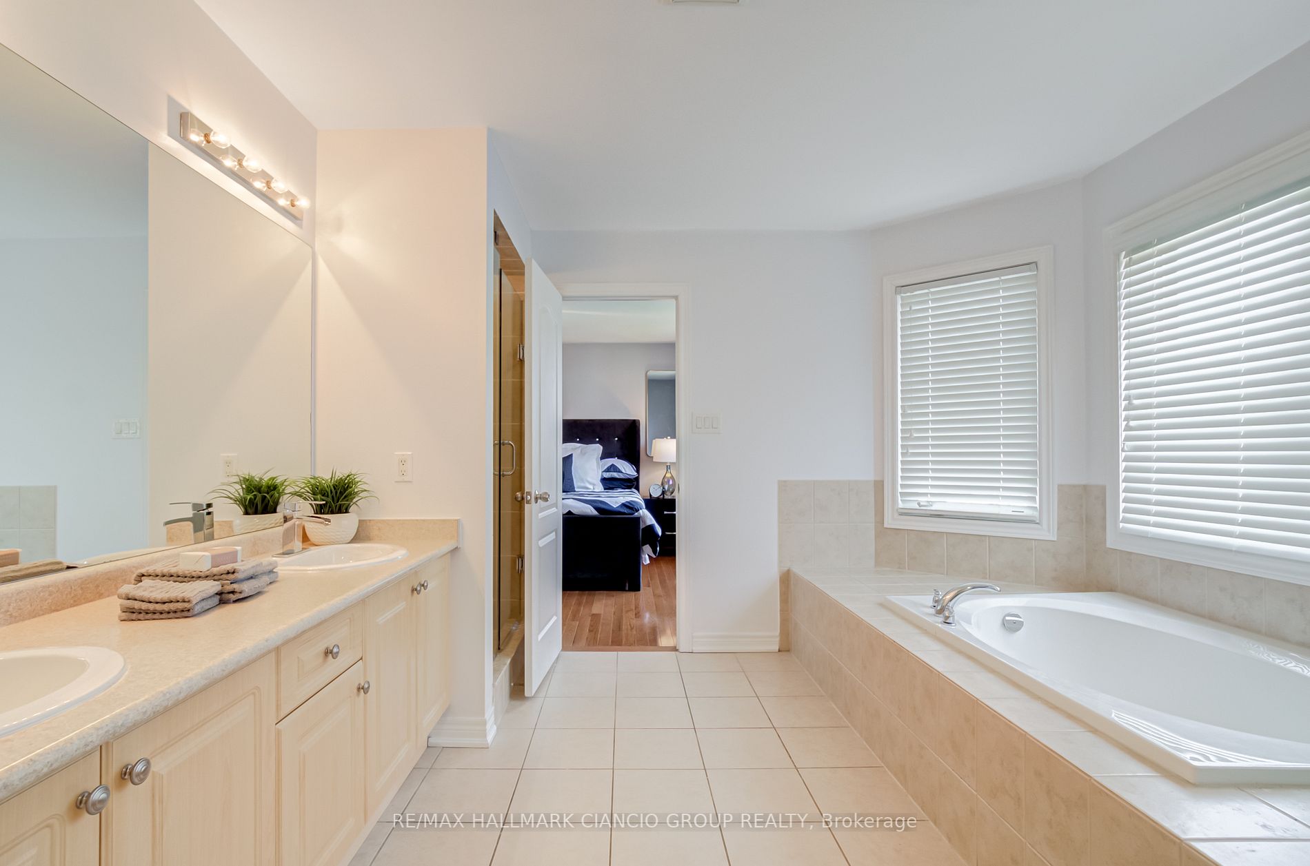 50 Bartsview Circ