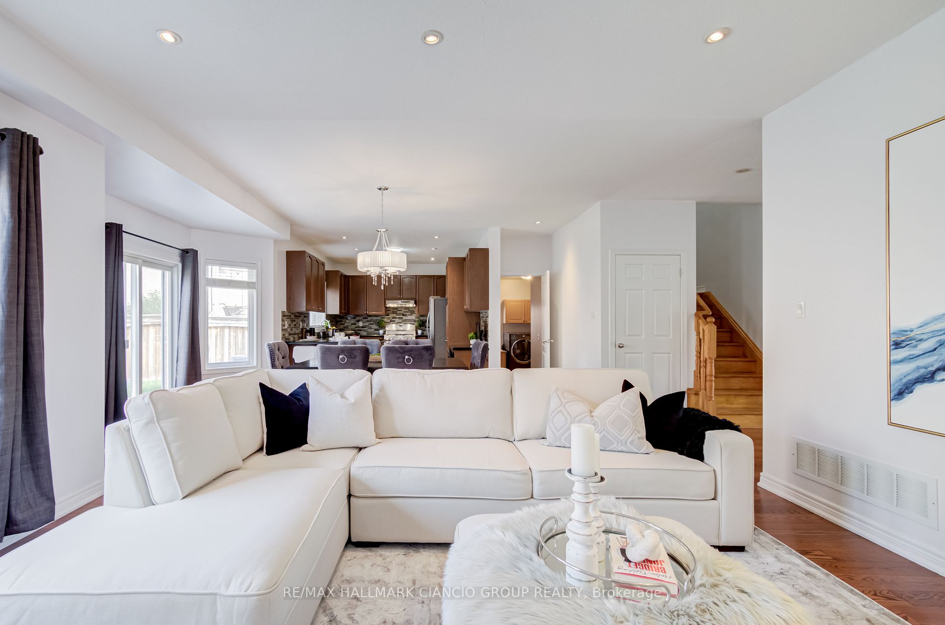 50 Bartsview Circ