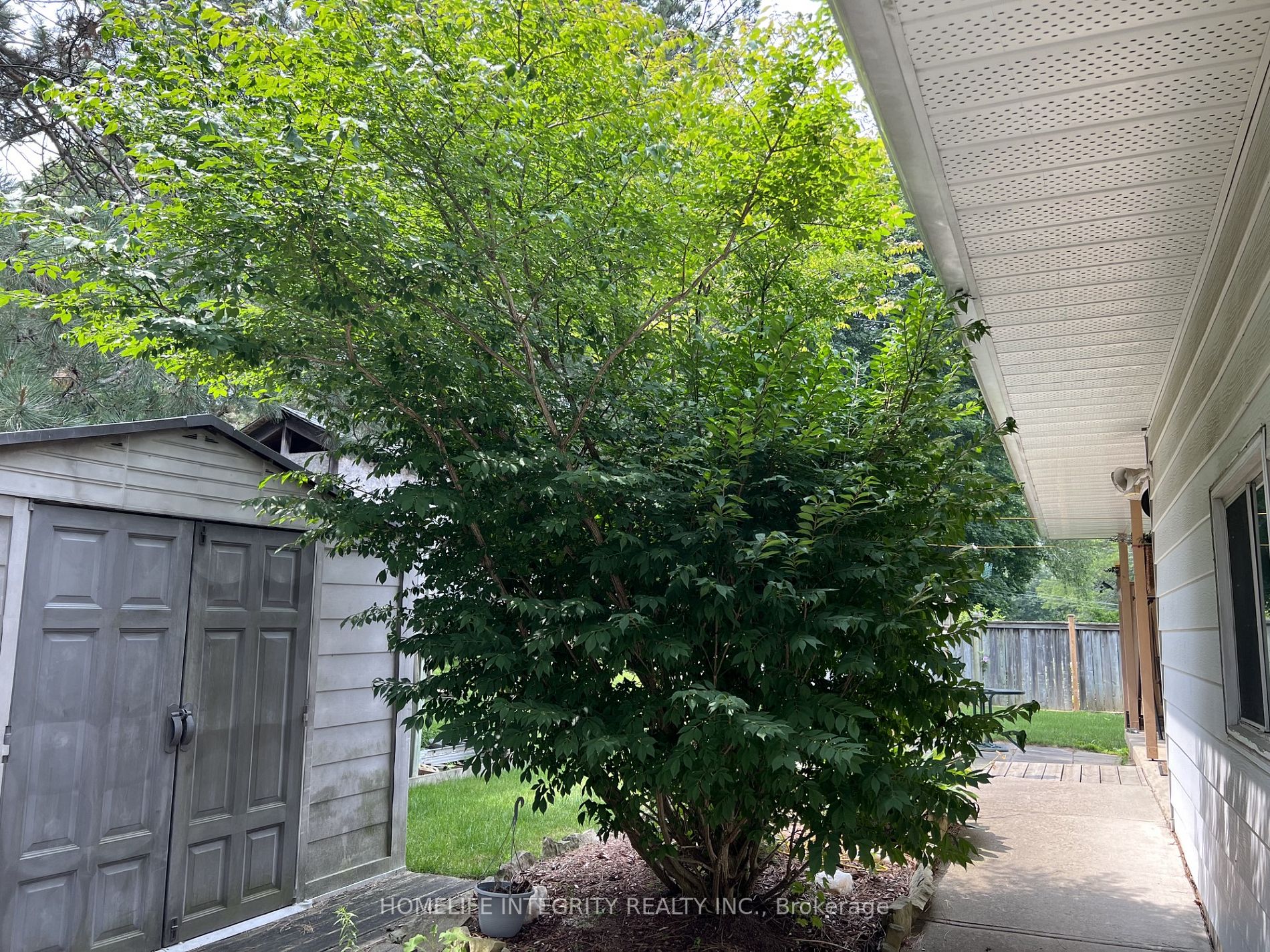 70 Banting Drive Dr