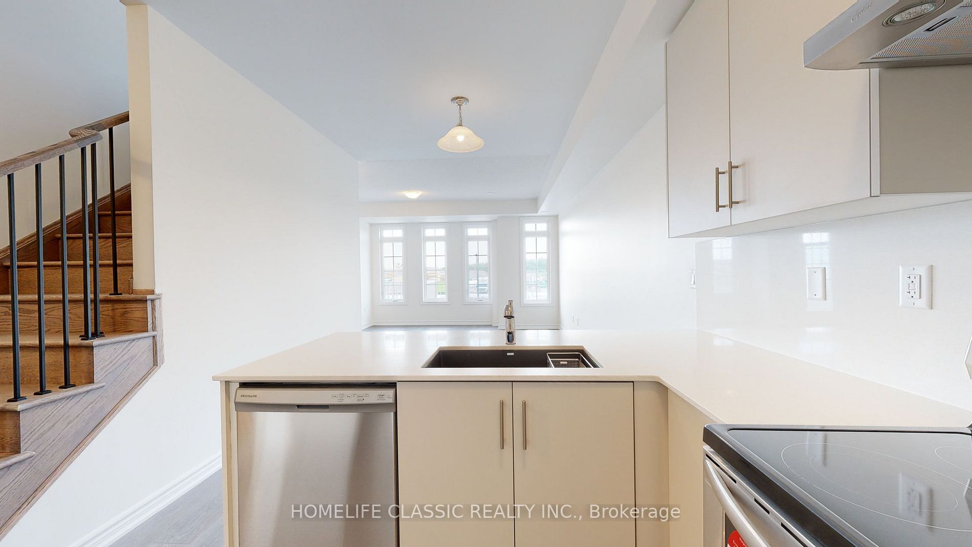 19 Mel Irving Dr