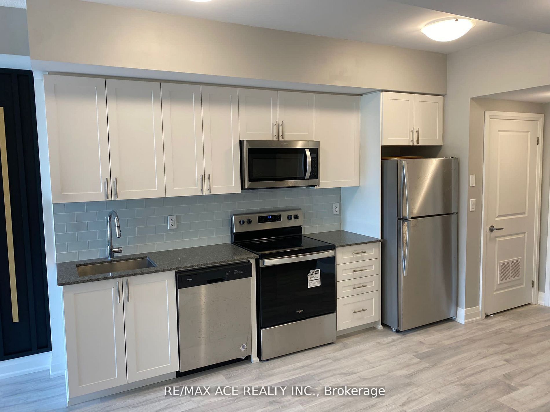 9700 Ninth Line, #315