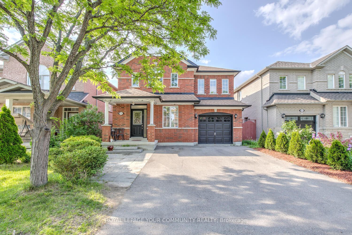 71 Queensbridge Dr