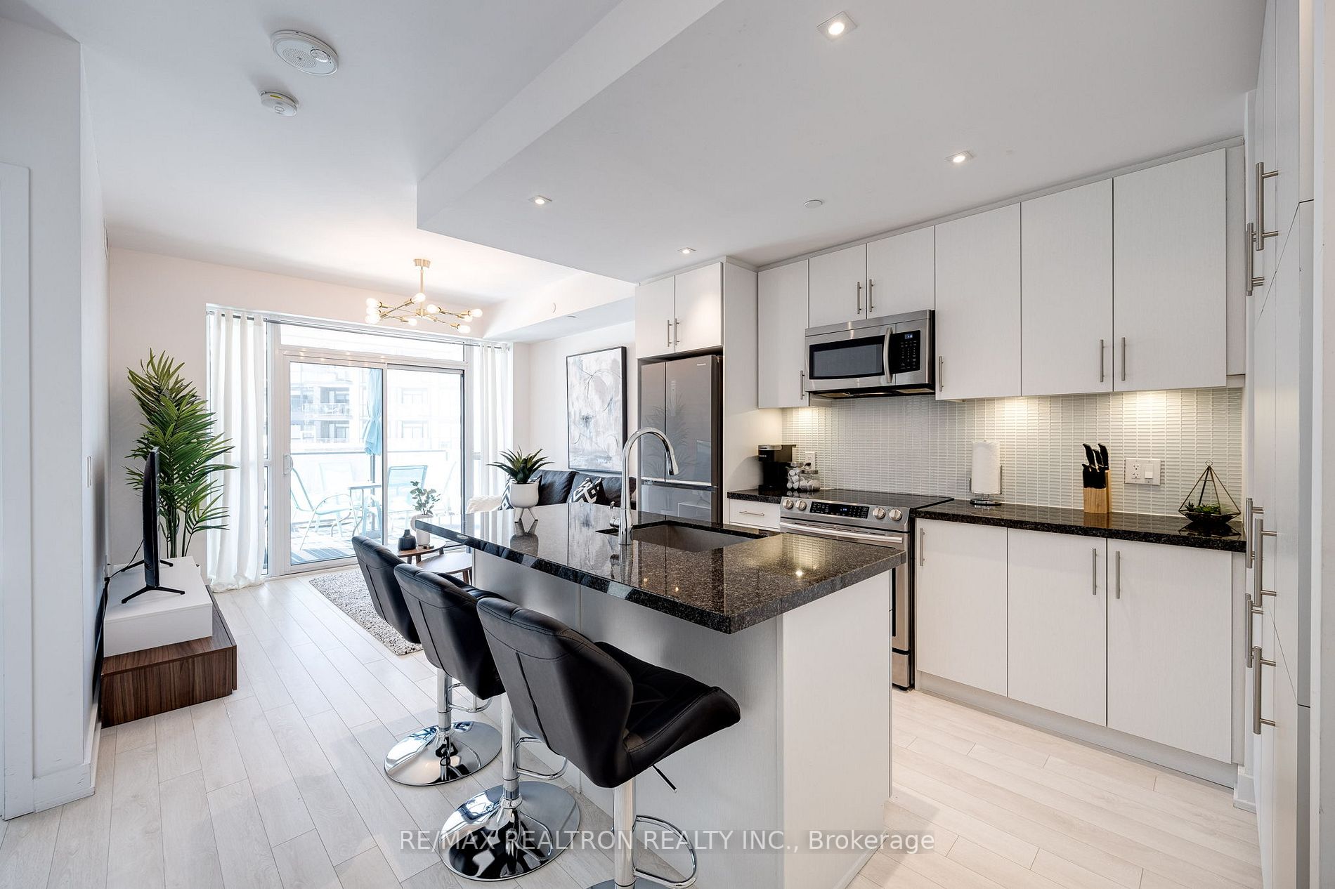 375 Sea Ray Ave, #221