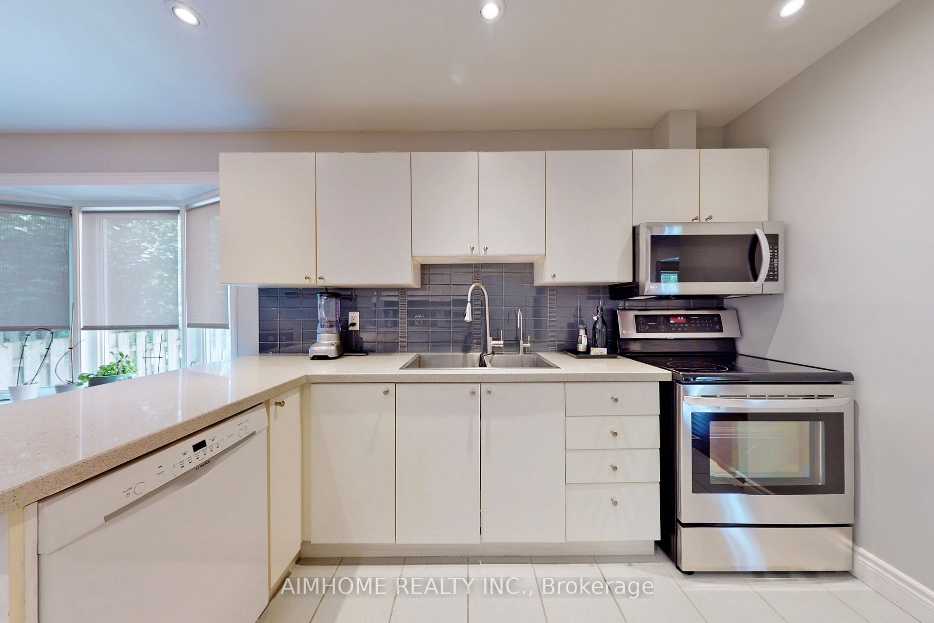 Listing N6698452 - Large Photo # 12