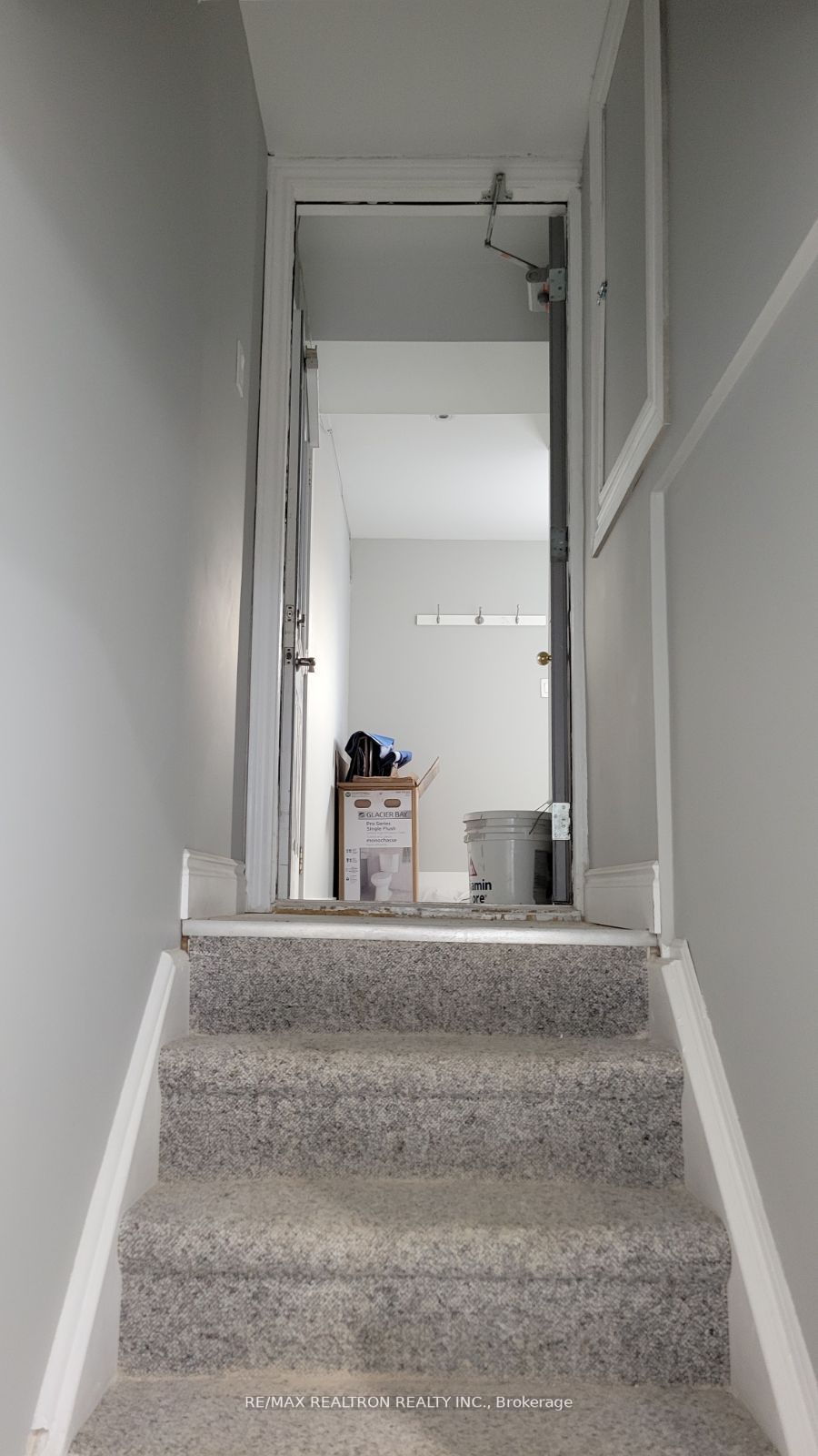 48 Imperial Cres