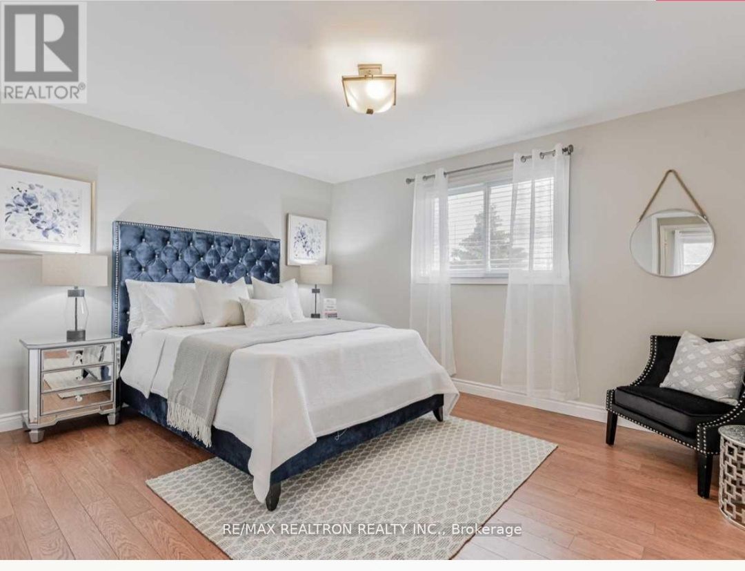 48 Imperial Cres