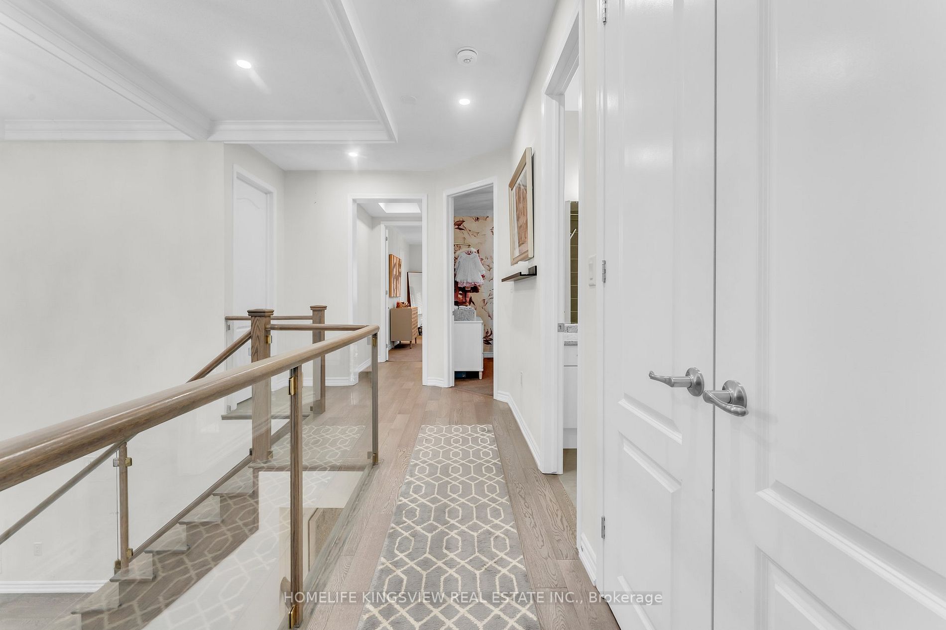 48 Pierre Berton Blvd