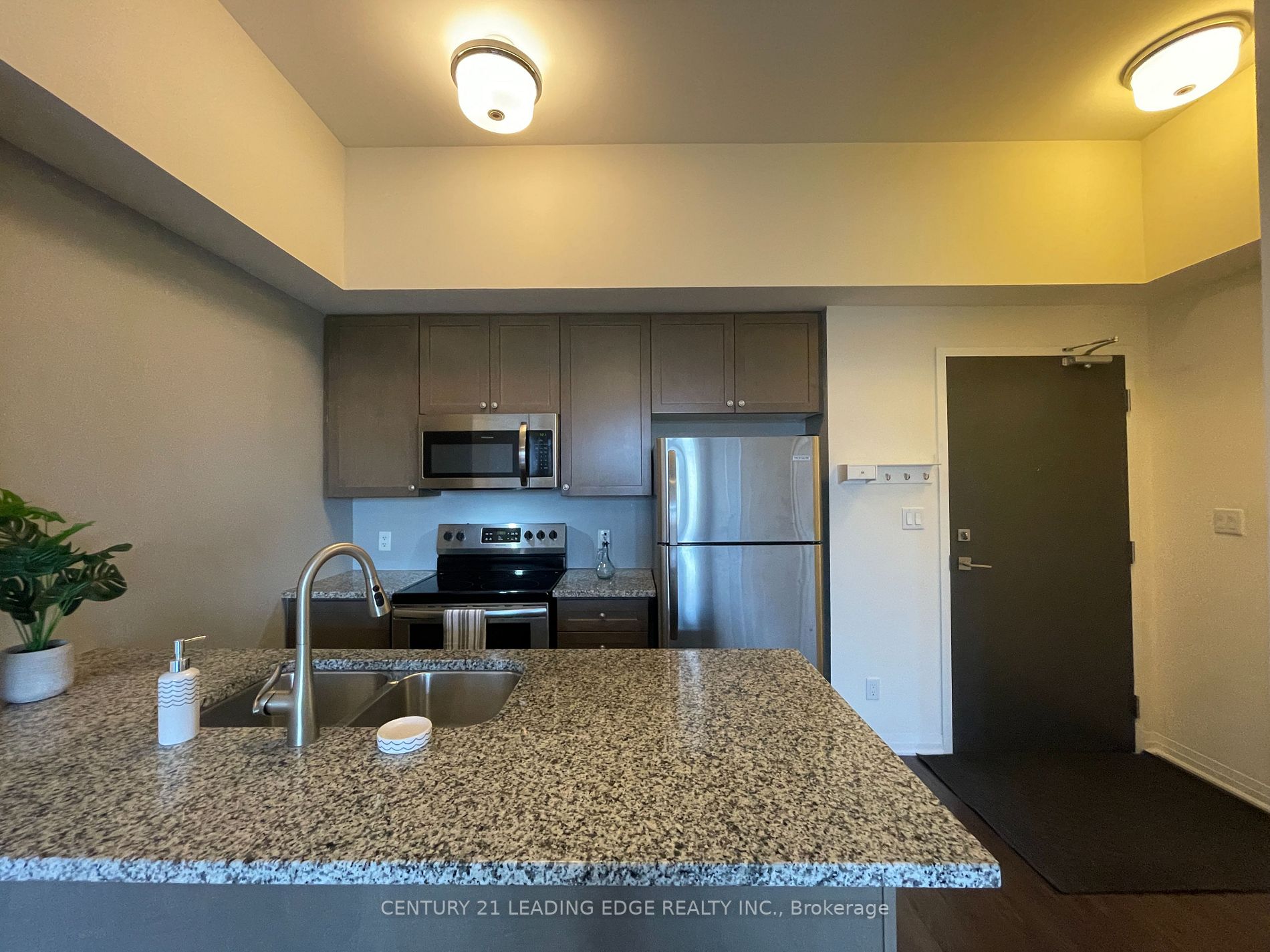 2 Adam Sellers St, #107