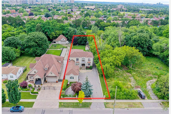 200 Crestwood Rd, Vaughan