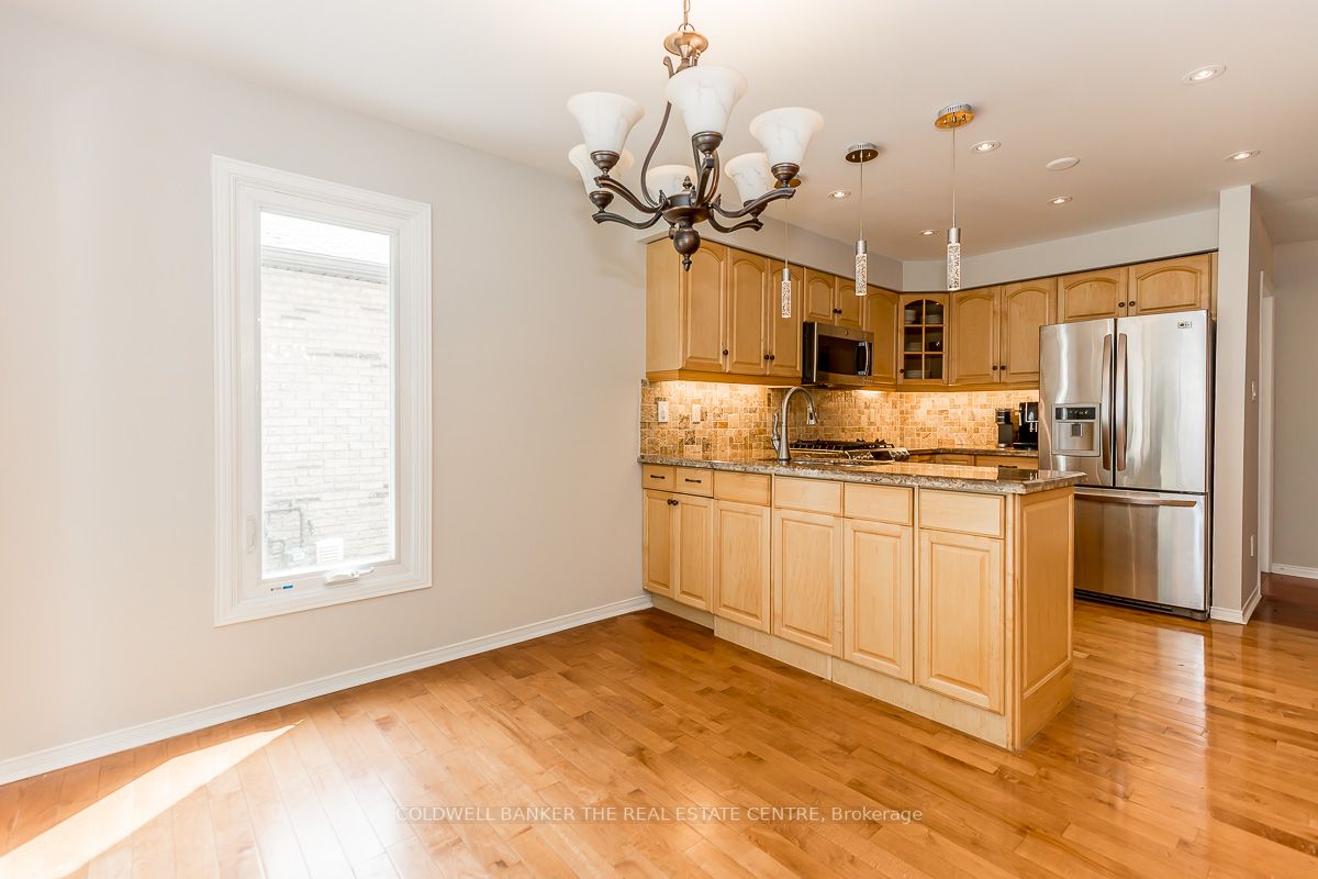 200 Kemano Rd