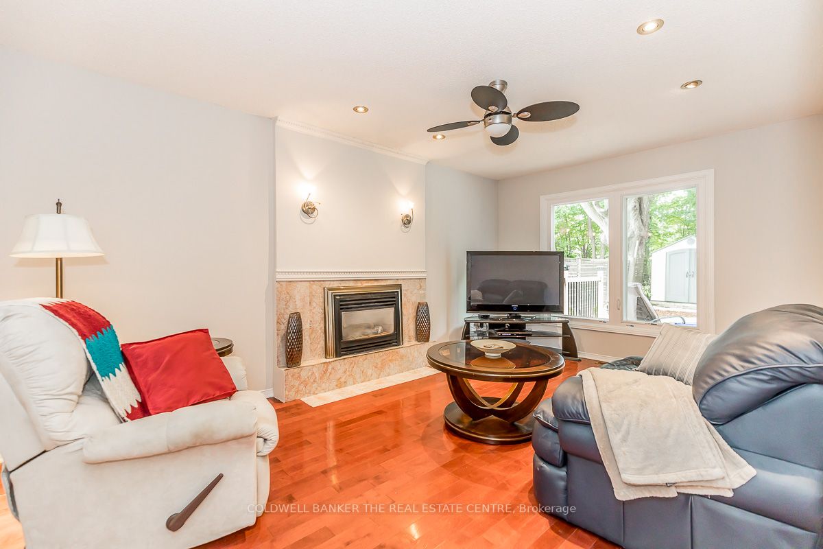 200 Kemano Rd