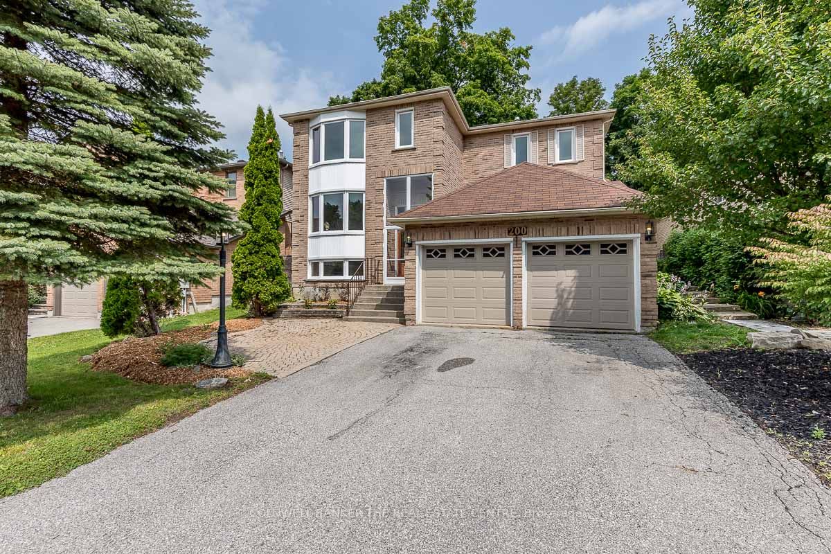 200 Kemano Rd