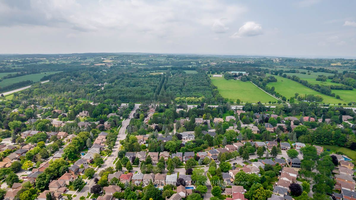 200 Kemano Rd
