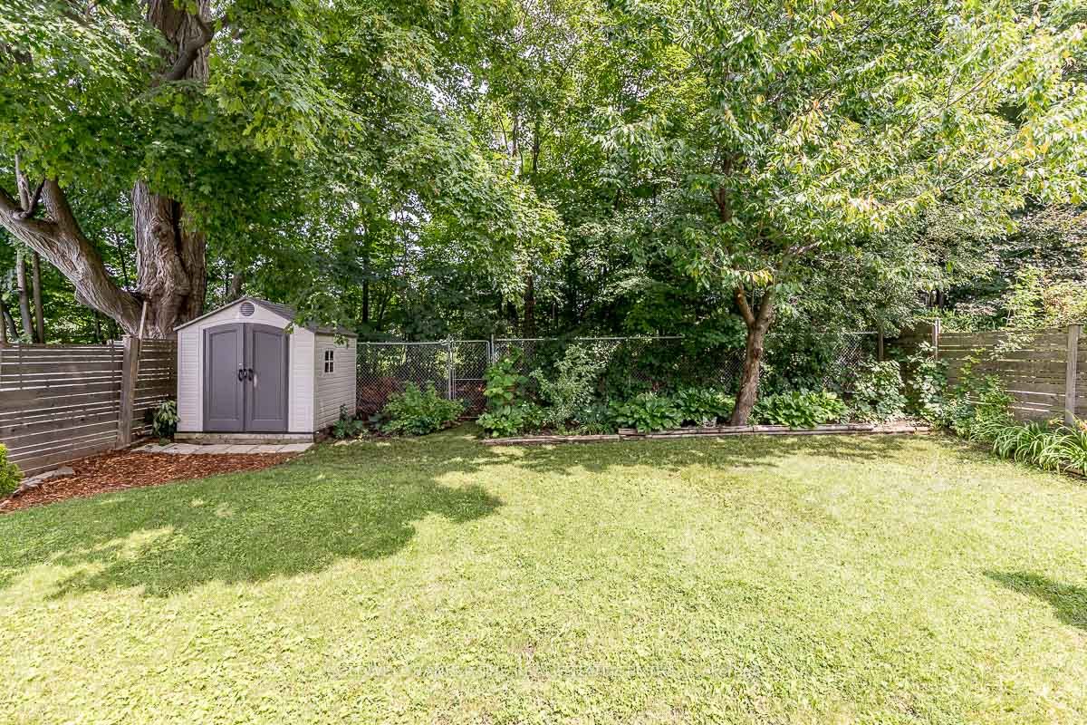 200 Kemano Rd