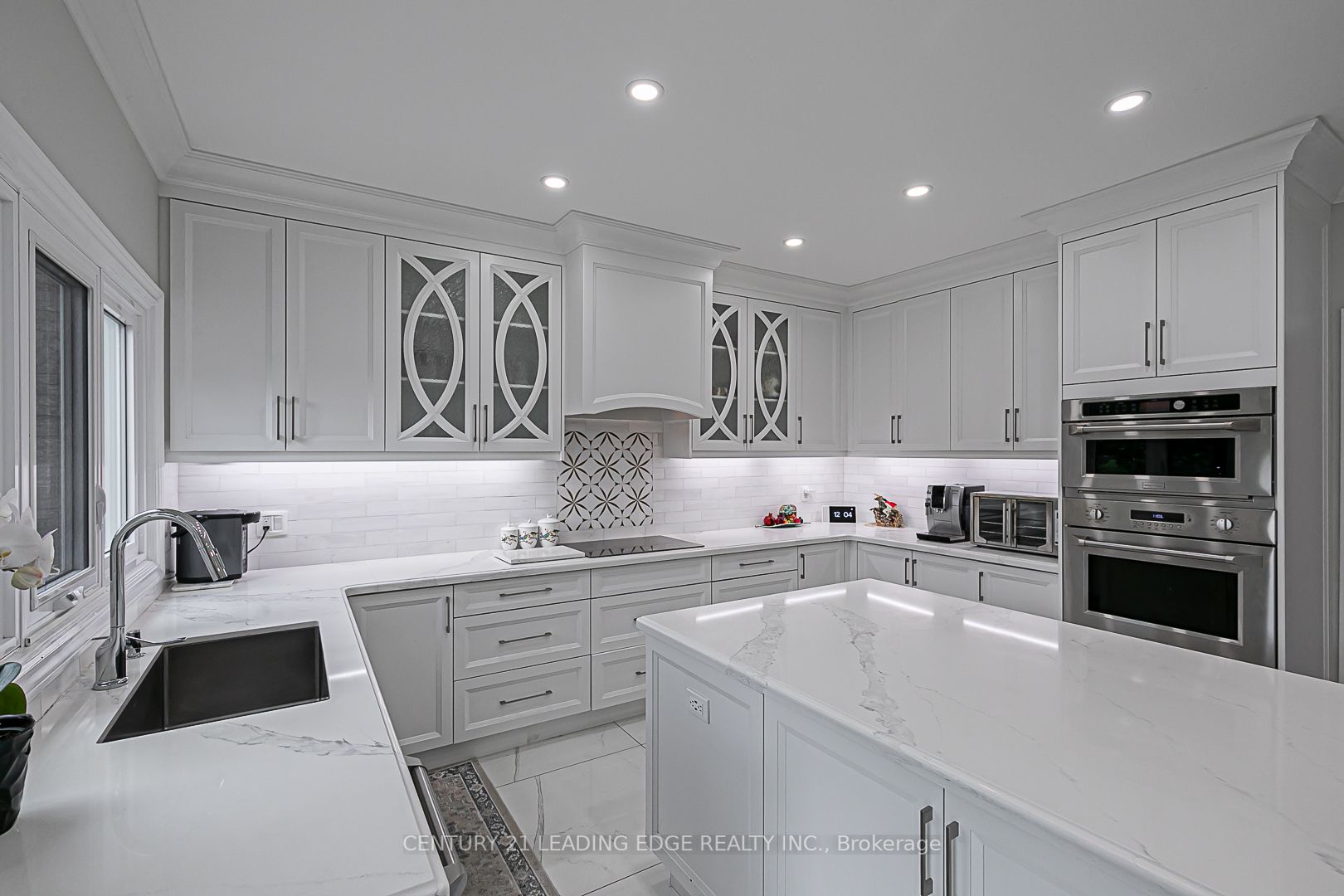 88 Ava Cres