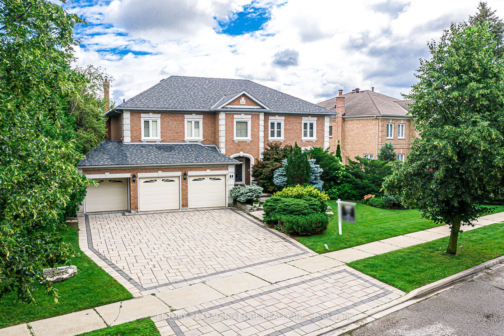 88 Ava Cres