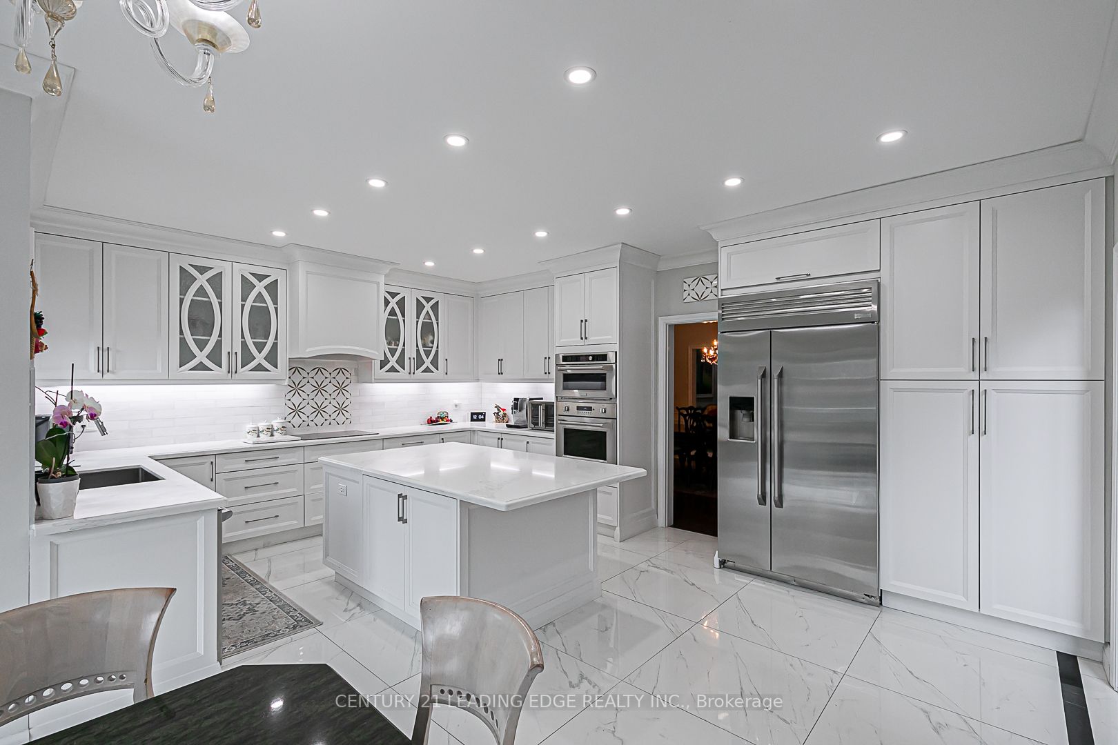 88 Ava Cres