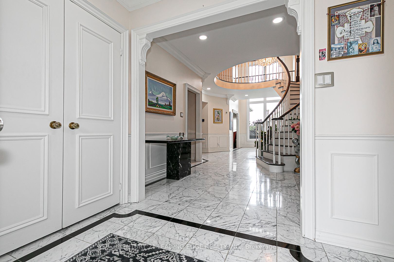 88 Ava Cres