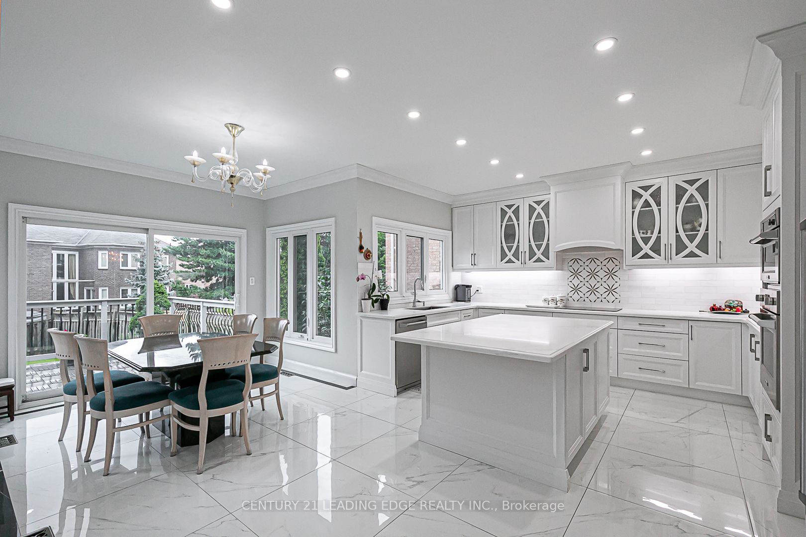 88 Ava Cres