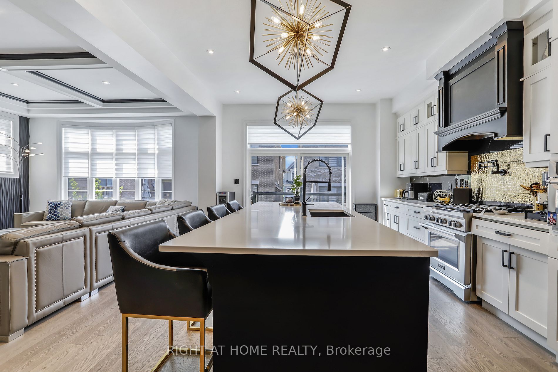 11 Hugh Mccutcheon Way