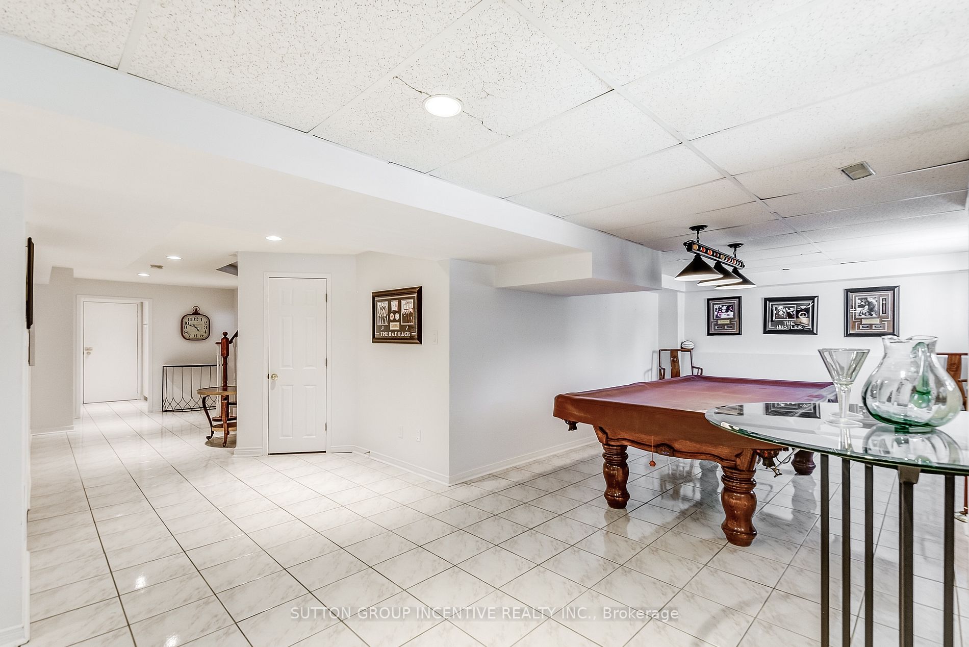 133 Carlyle Cres
