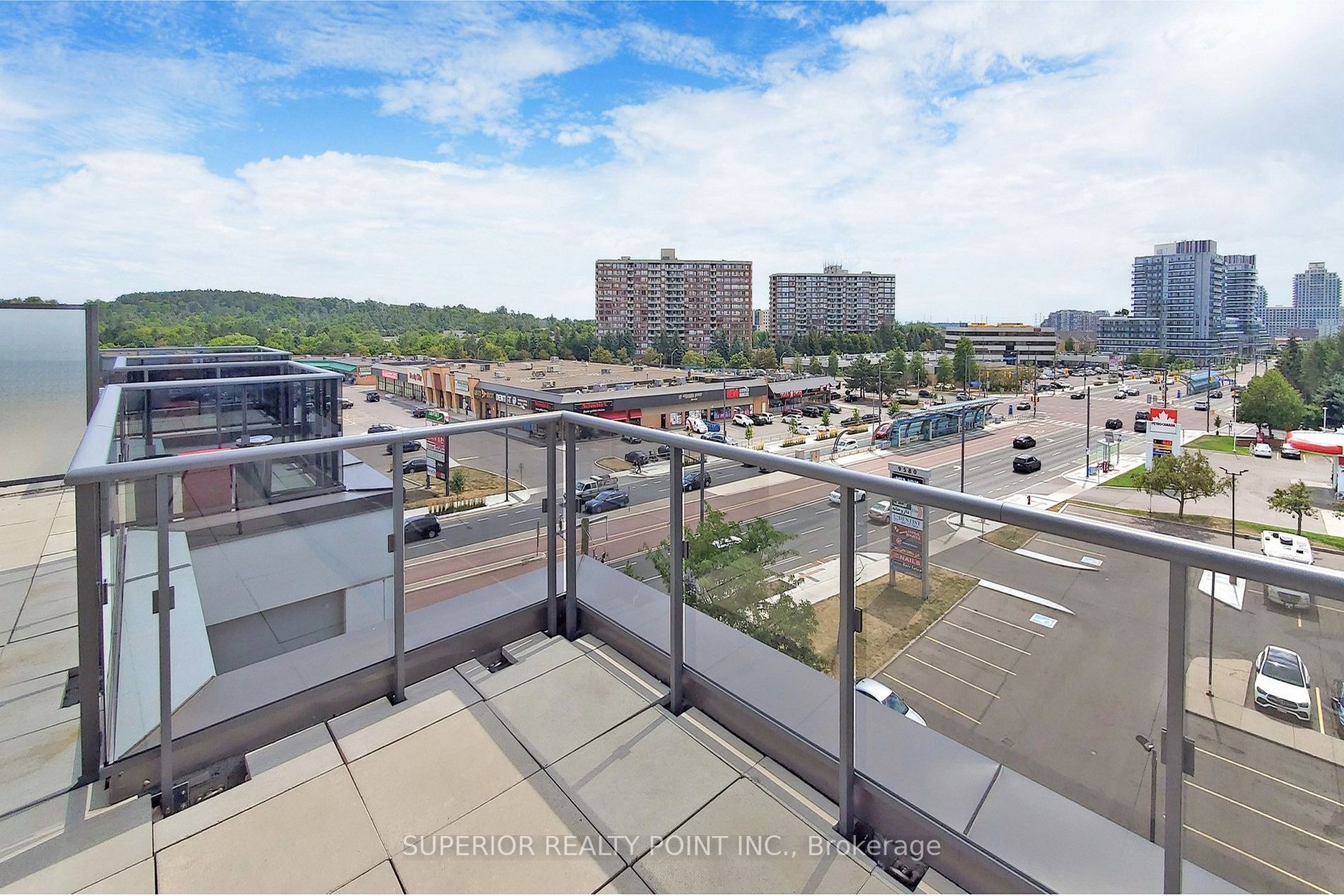 9600 Yonge St N, #1009B