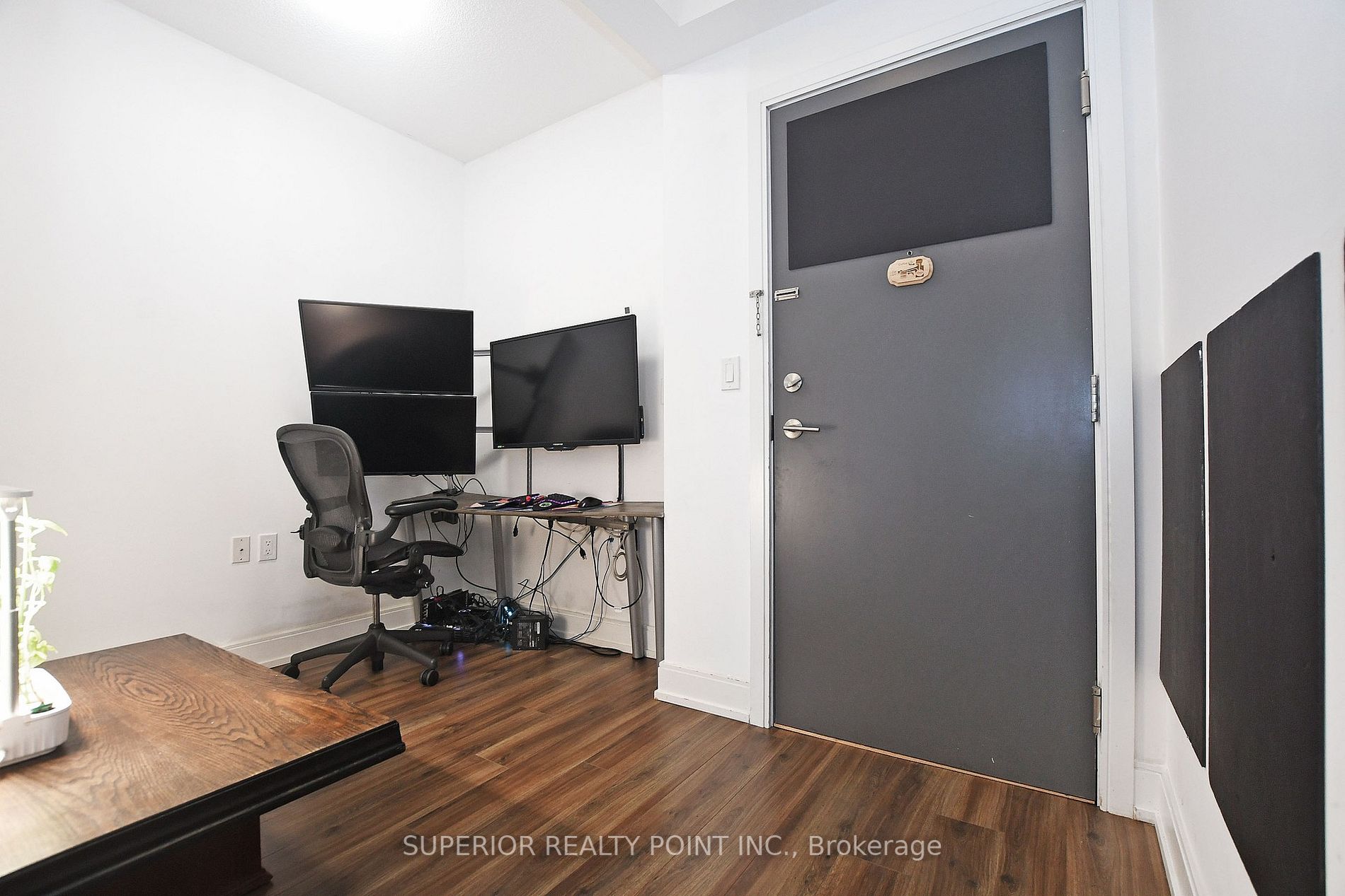 9600 Yonge St N, #1009B