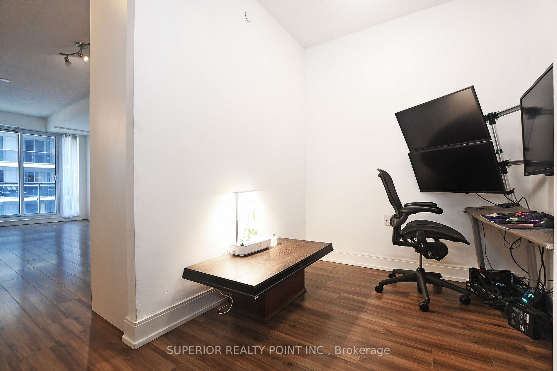 9600 Yonge St N, #1009B