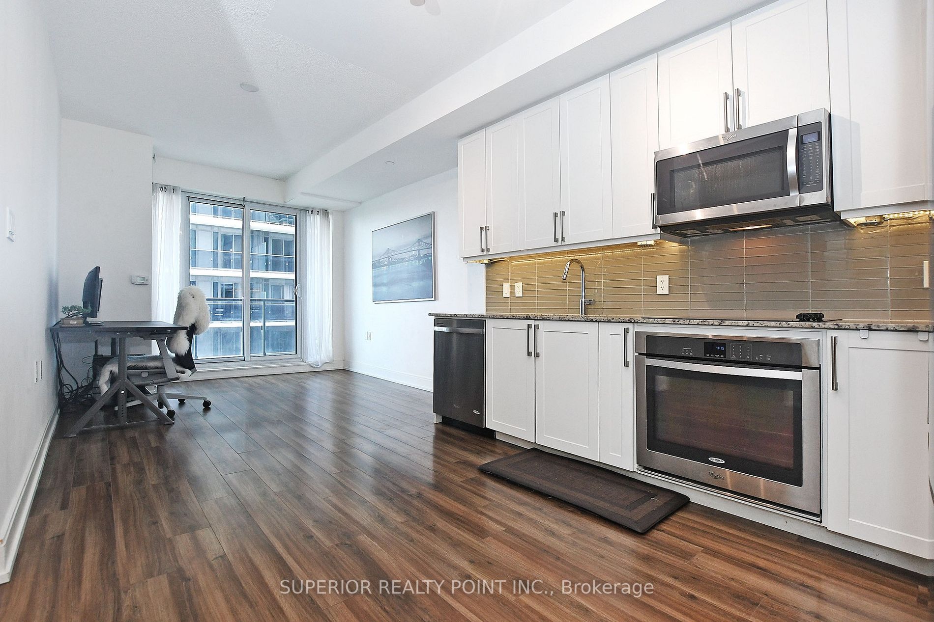 9600 Yonge St N, #1009B