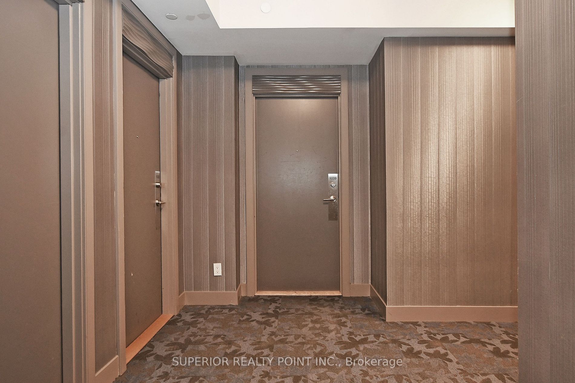 9600 Yonge St N, #1009B