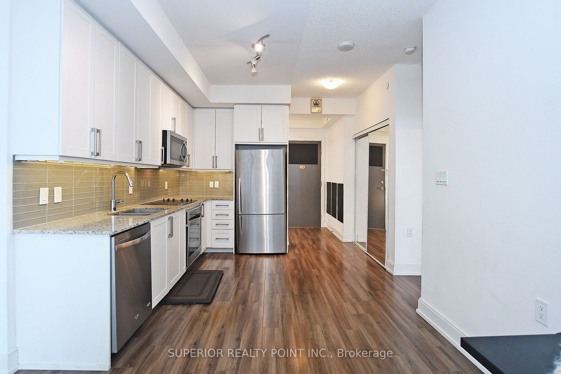 9600 Yonge St N, #1009B