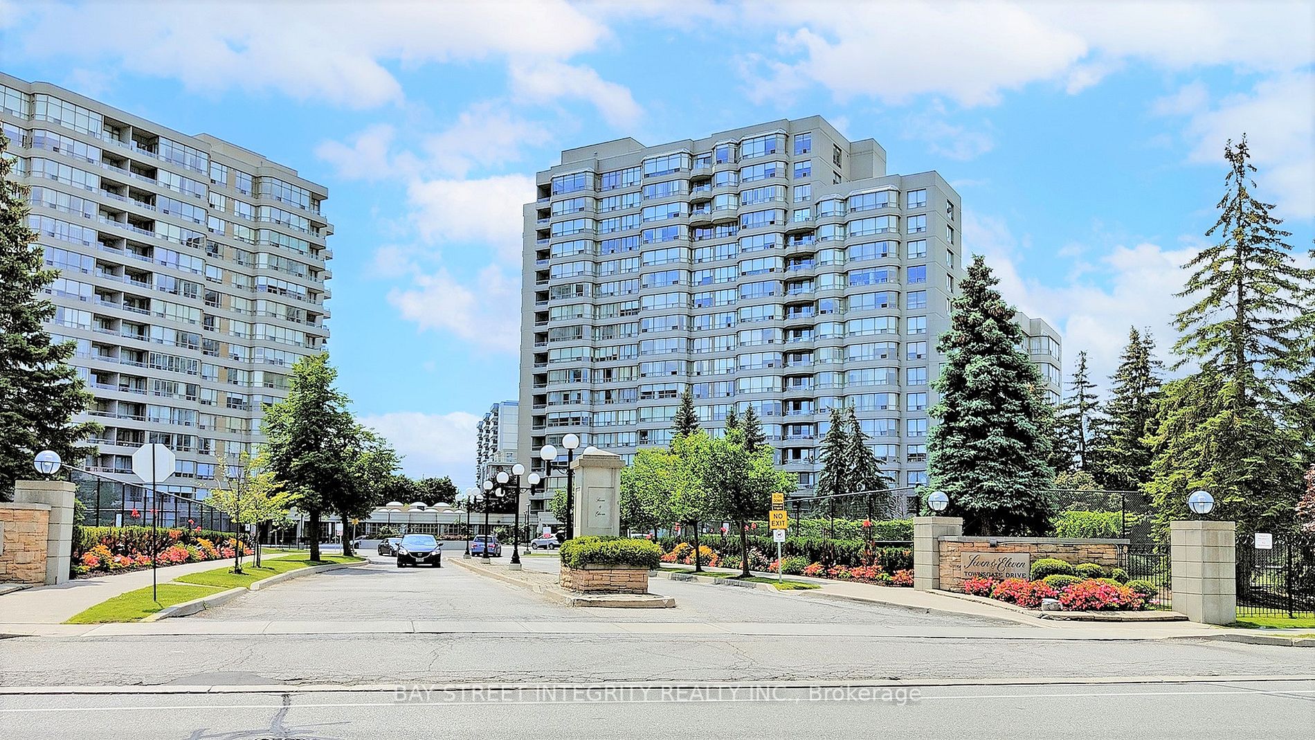 7 Townsgate Dr, #1401