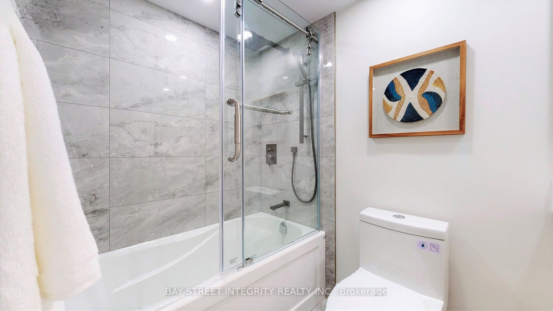 7 Townsgate Dr, #1401