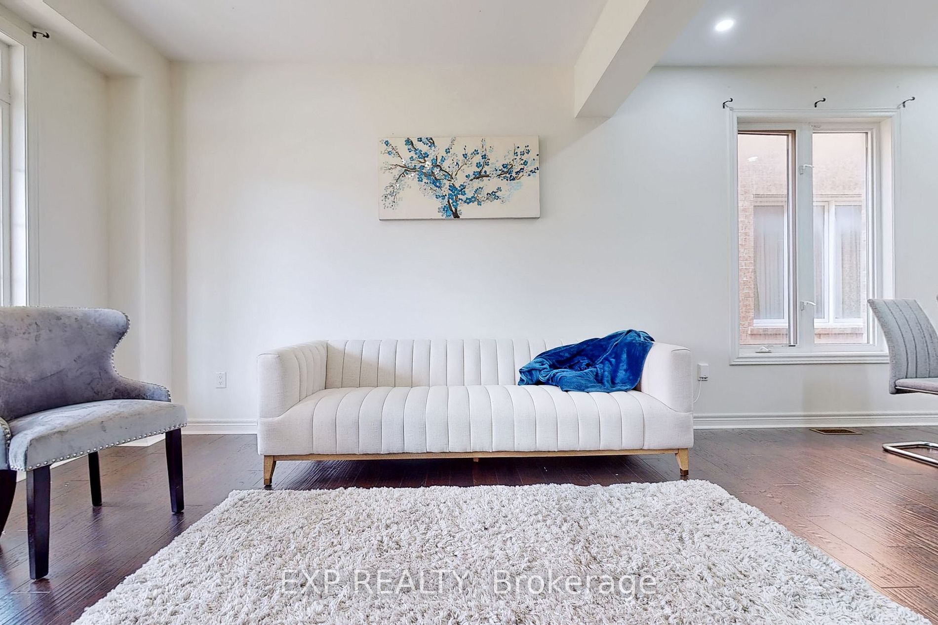 8 Citrine Drive