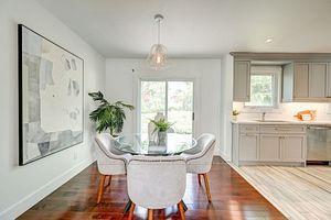 5 Osler Crt