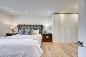 5 Osler Crt