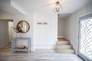 5 Osler Crt