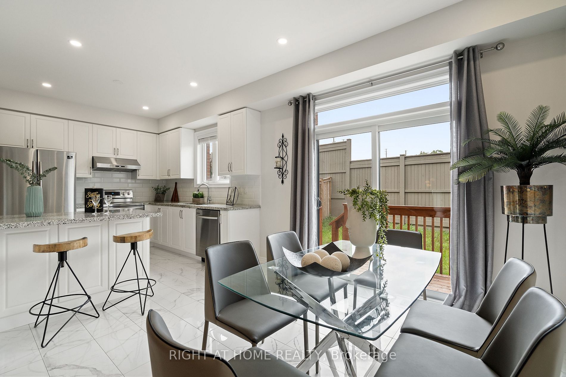 76 Badgerow Way