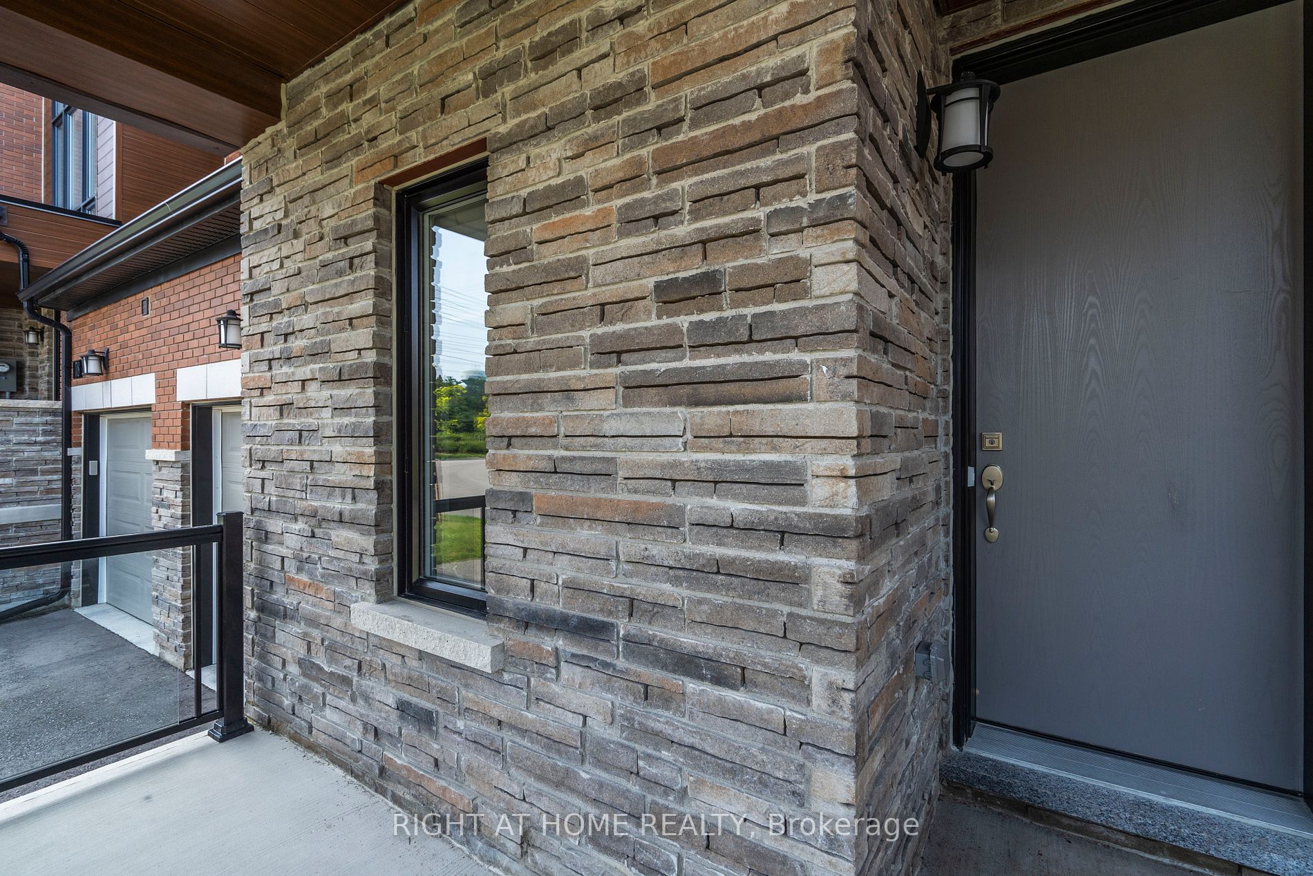 76 Badgerow Way