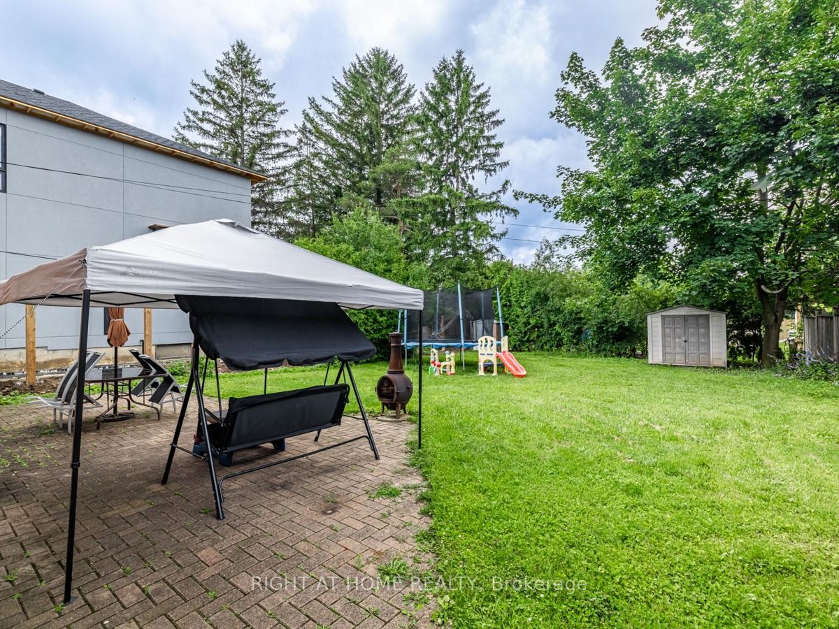 82 Murray Drive