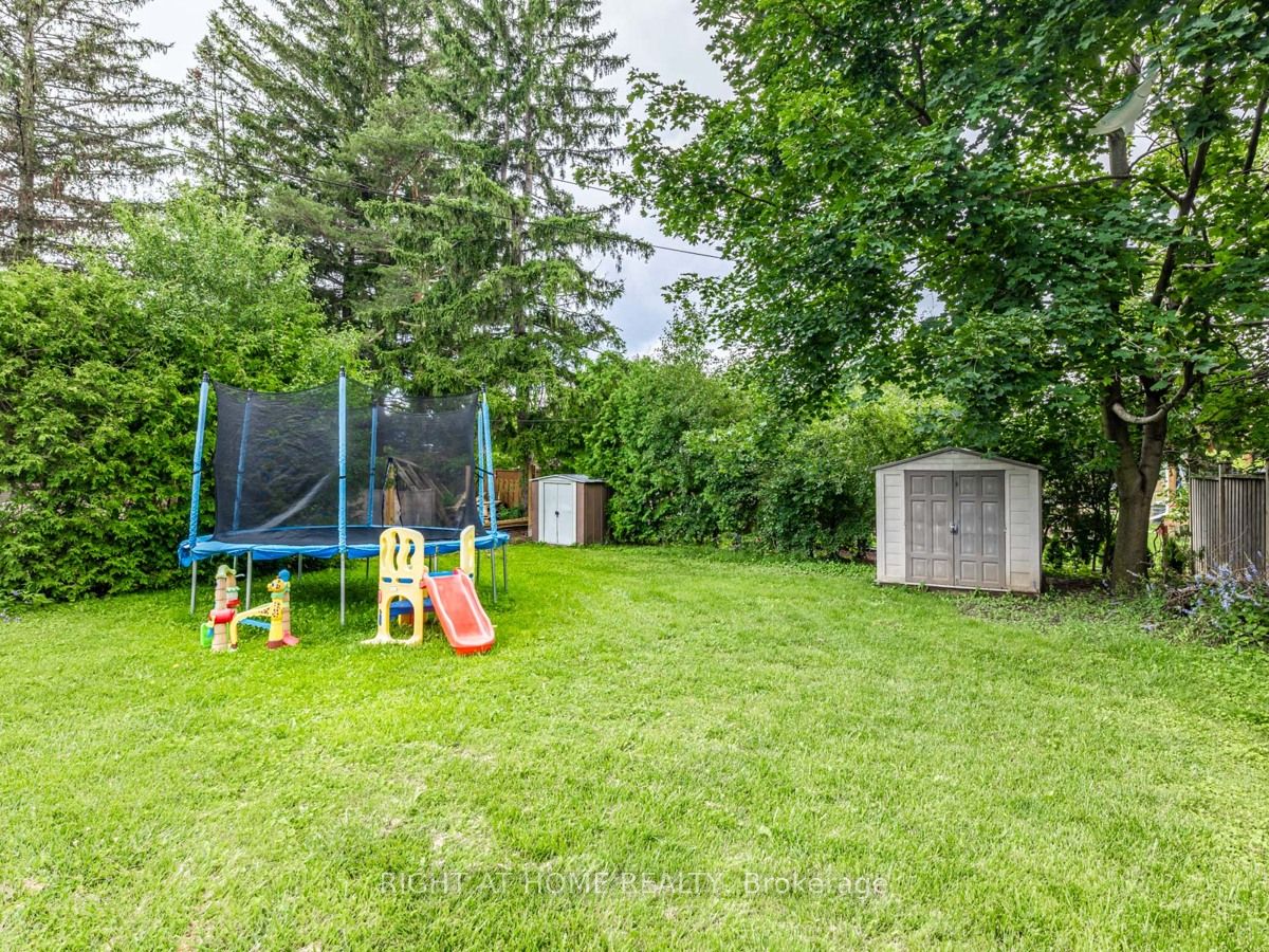 82 Murray Drive