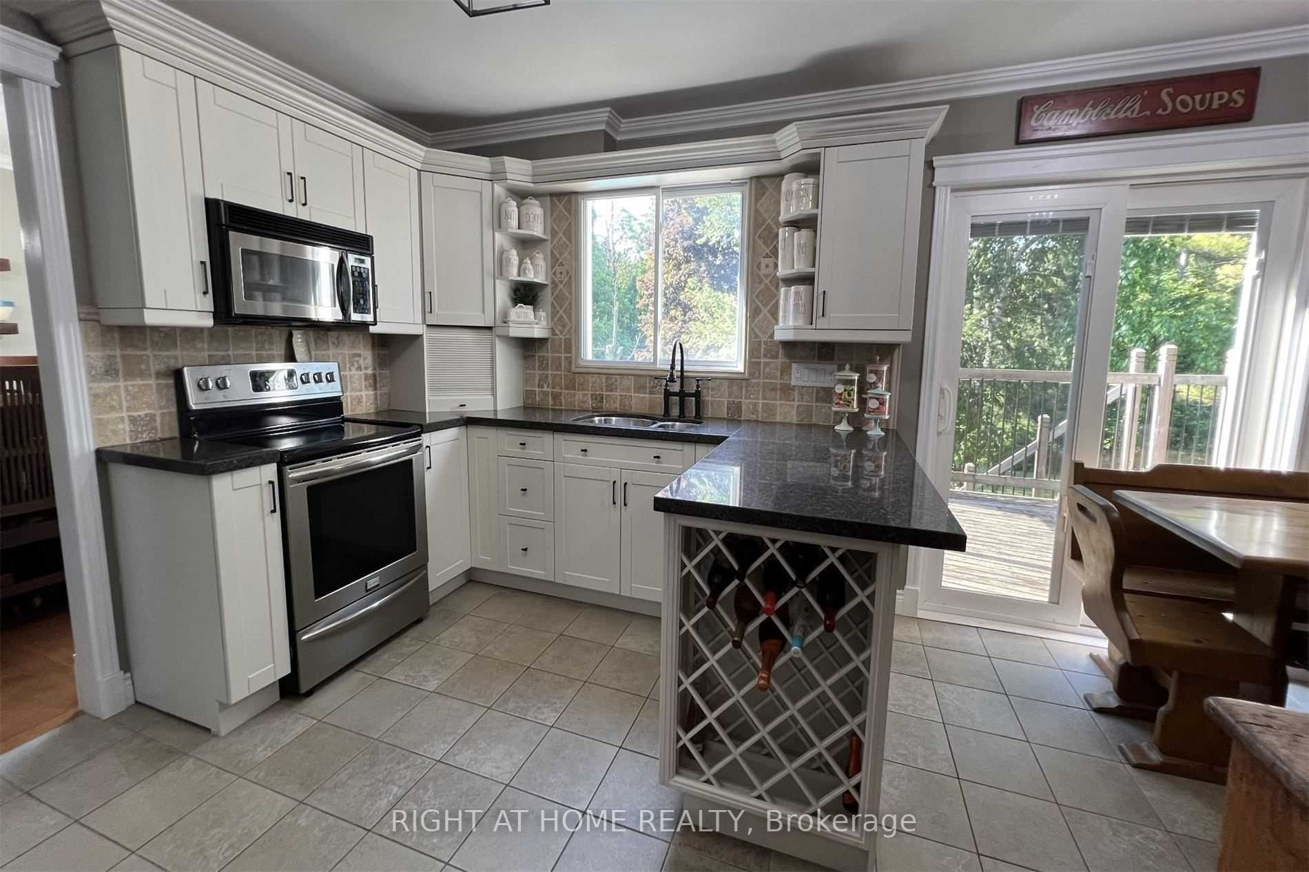 2492 King Rd